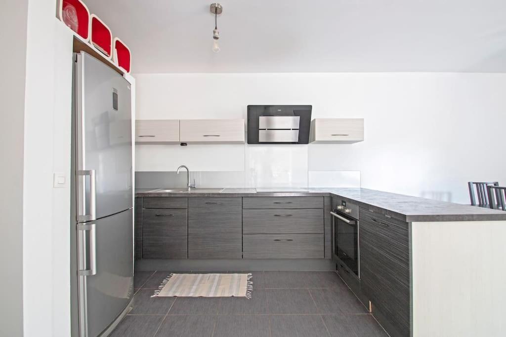 Le P'Tit Rimbaud, 6 Pers, Parking Prive, Jardin,Wifi Apartment Montpellier Ngoại thất bức ảnh